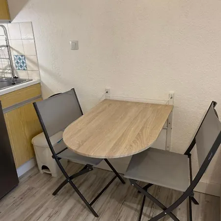 Апартаменты Pin Rolland, Presqu'ile Saint-mandrier