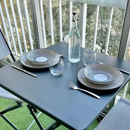 Pin Rolland, Presqu'ile Saint-mandrier Апартаменты Сен-Мандрие-сюр-Мер